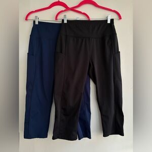 Bundle of 2 crop leggings with pockets• size medium